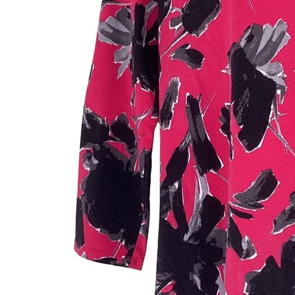 IMNYC Isaac Mizrahi pink black pullover top medium.  0212 - Picture 4 of 10